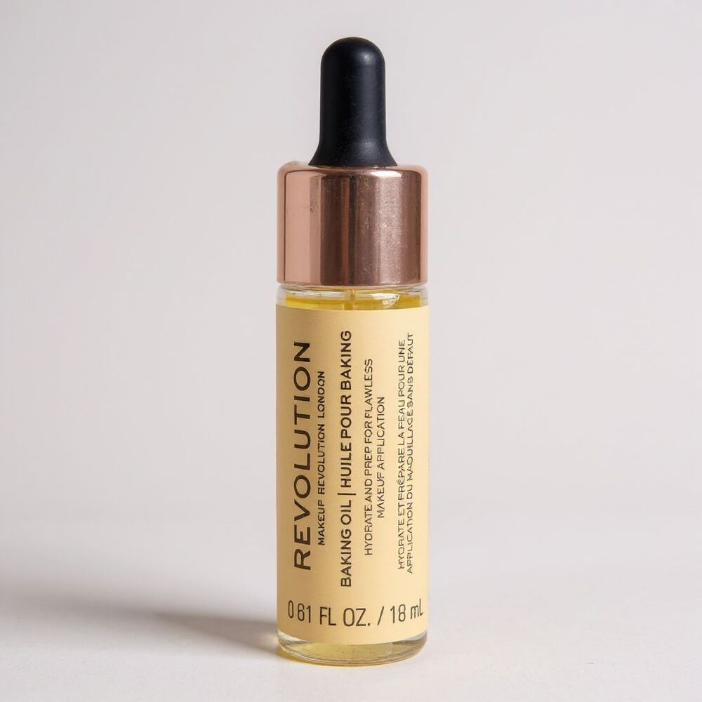 Revolution Baking Oil Hydrate & Prep for Flawless Makeup 0.61 fl oz / 18 ml NEW